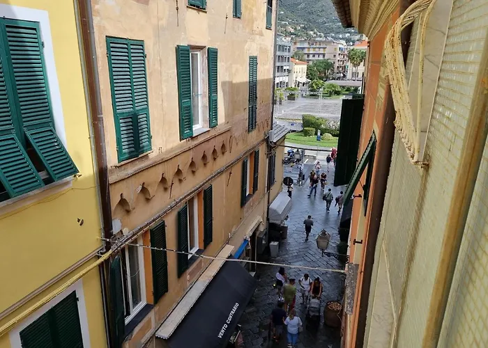 Apartment Ala - Il Bijou Di Rossella - Front- Happy