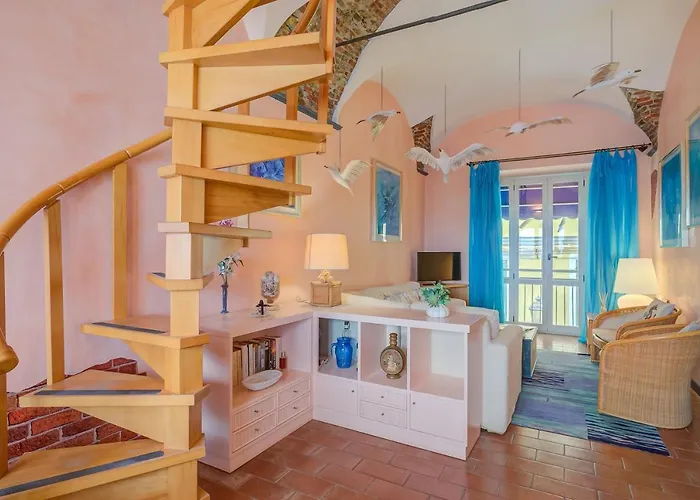 Apartment Ala - Il Bijou Di Rossella - Front- Happy