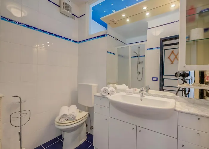 Ala - Il Bijou Di Rossella - Front- Happy Apartment Alassio