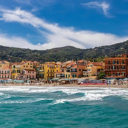 Il Bijou Di Rossella - Front - Happy Apartamento