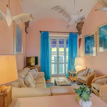 Il Bijou Di Rossella - Front - Happy Apartamento