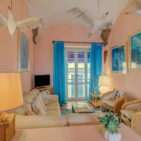 Apartment Il Bijou Di Rossella - Front- Happy