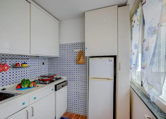 Il Bijou Di Rossella - Front - Happy