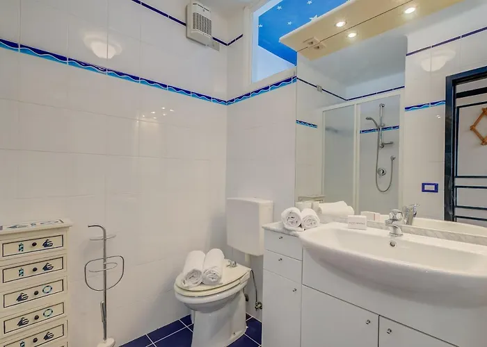 Apartment Ala - Il Bijou Di Rossella - Front- Happy Alassio