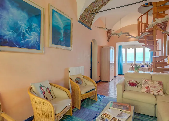 Ala - Il Bijou Di Rossella - Front- Happy Appartement Alassio