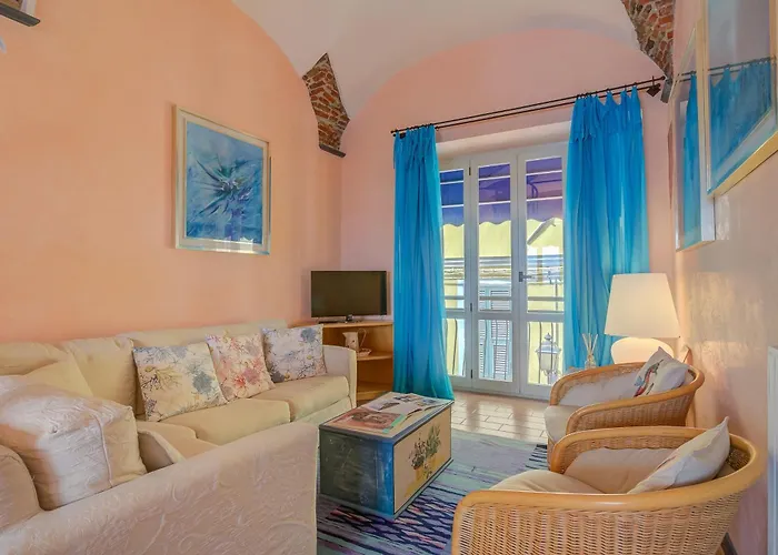 Ala - Il Bijou Di Rossella - Front- Happy *